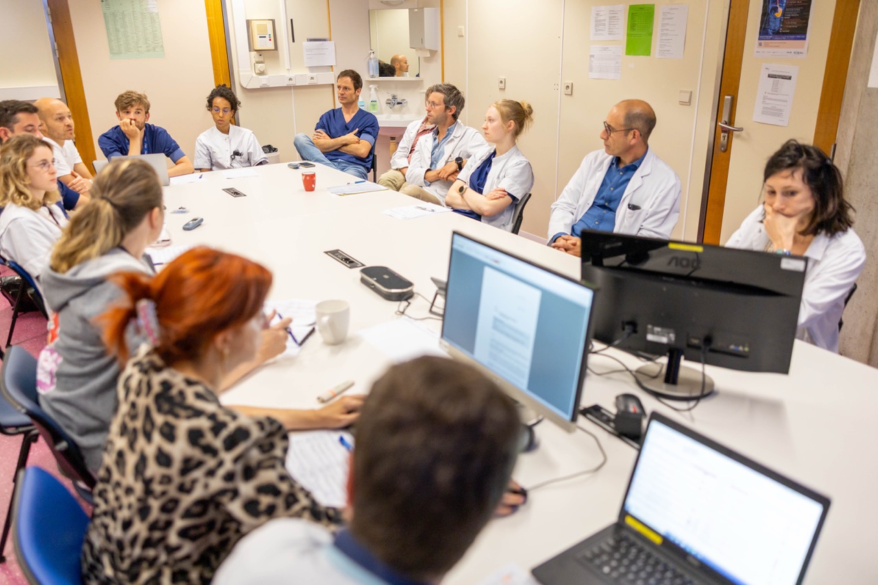 SERVICE chirurgie abdominale des glandes endocrines et transplantation equipe 1280x853